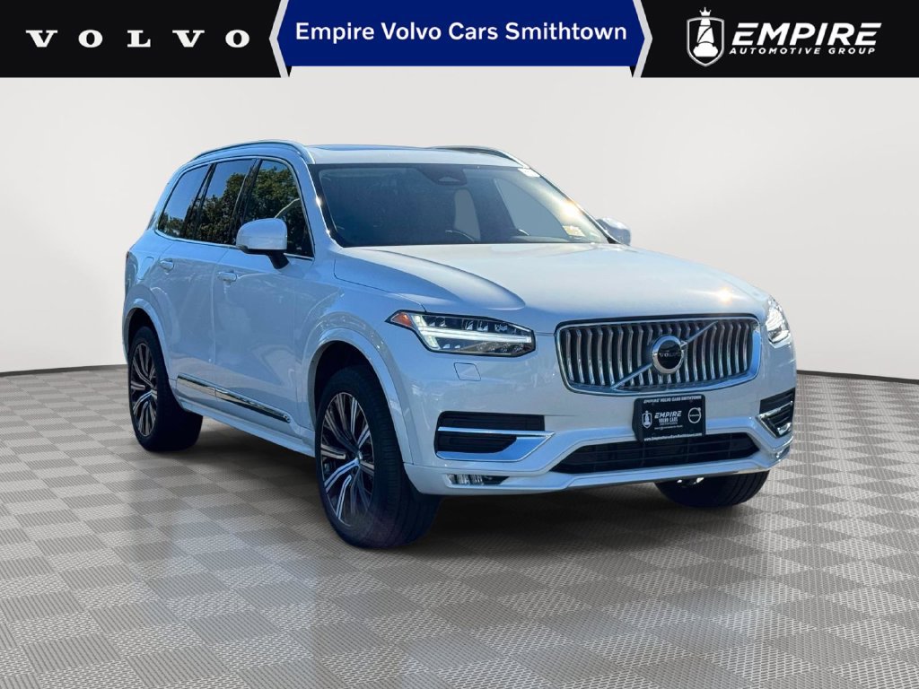 Used 2025 Volvo XC90 B5 Core w/ Climate Package AWD/4WD image 1