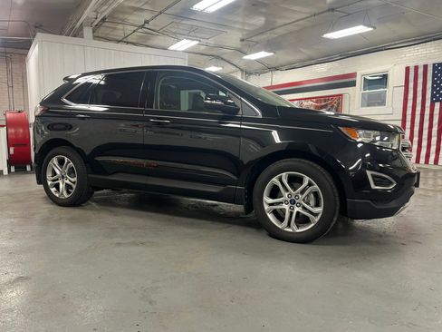 Used 2015 Ford Edge Titanium w/ Equipment Group 301A image 9