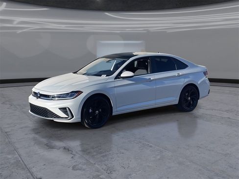 New 2026 Volkswagen Jetta SE image 3