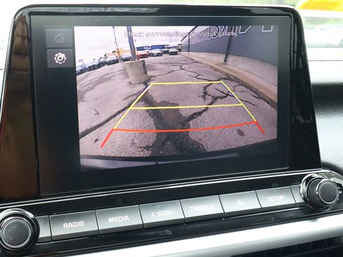 Used 2023 Kia Forte LXS image 12