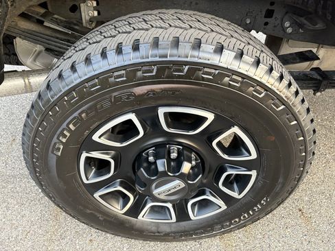 Used 2024 Ford F350 Platinum image 18