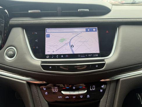 Certified 2022 Cadillac XT5 Sportv w/ LPO, ONYX Package AWD/4WD image 20