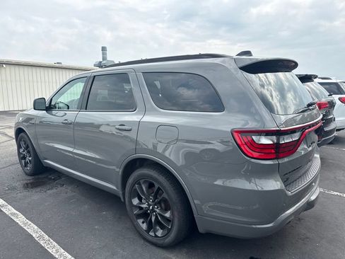 Used 2025 Dodge Durango R/T w/ Blacktop Package AWD/4WD image 8