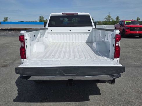 Certified 2025 Chevrolet Silverado 2500 LT w/ Convenience Package AWD/4WD image 12
