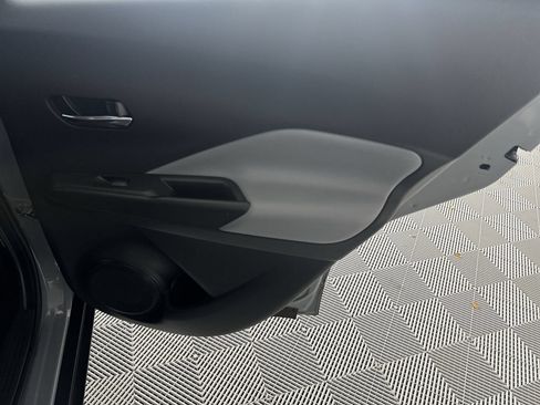 Used 2023 Nissan Kicks SR w/ SR Premium Package FWD image 31