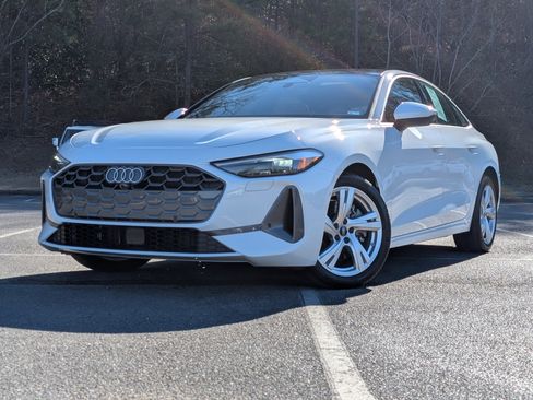 Used 2025 Audi A5 2.0T Premium w/ Convenience Package image 4