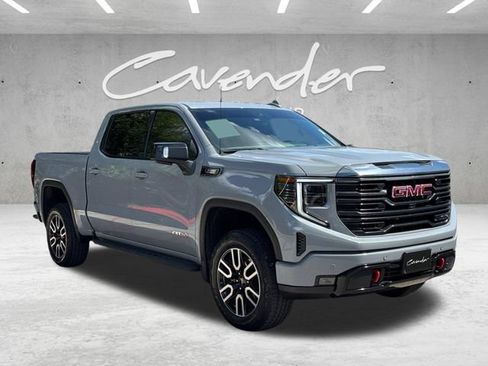 Used 2024 GMC Sierra 1500 AT4 w/ Technology Package AWD/4WD image 2