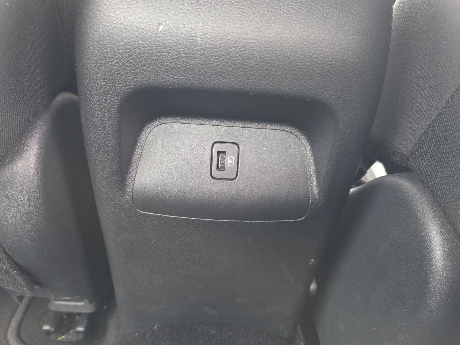 Used 2024 Nissan Sentra SV FWD image 19