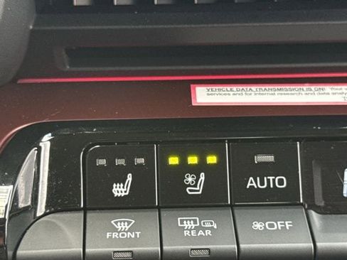 Used 2024 Toyota Prius Prime Premium w/ Advanced Technology Package FWD image 23
