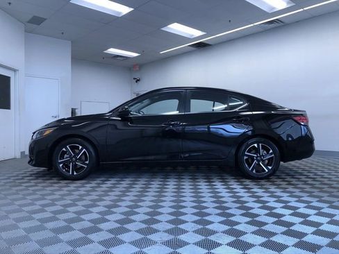 Used 2025 Nissan Sentra SV image 12