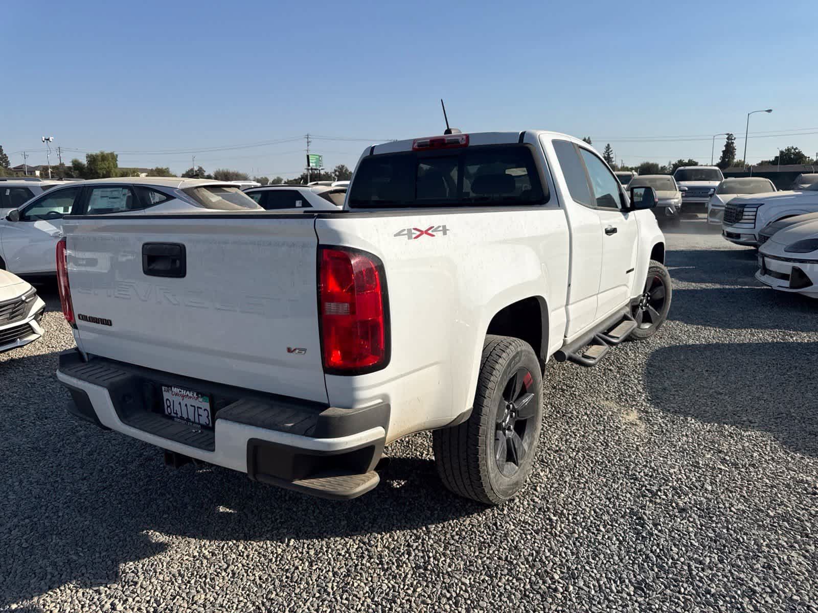 Used 2021 Chevrolet Colorado LT w/ Redline Special Edition AWD/4WD image 4