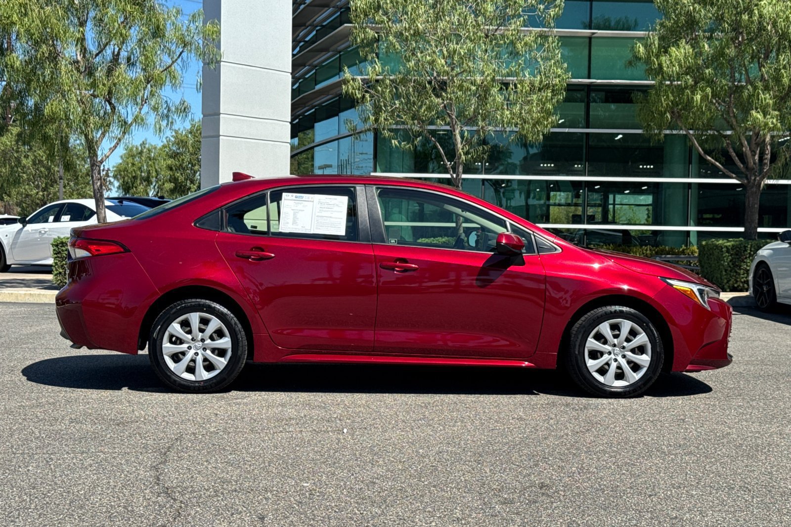 Used 2023 Toyota Corolla LE w/ Carpet Mat Package (TMS) FWD image 3