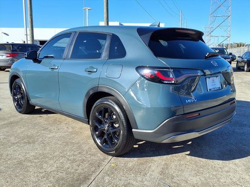 Used 2024 Honda HR-V Sport image 3