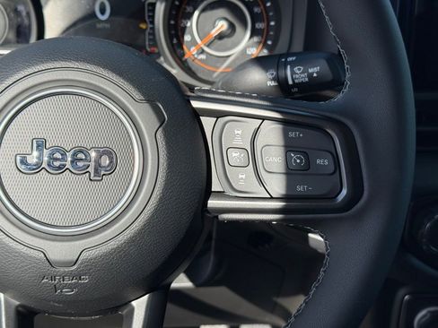 New 2026 Jeep Gladiator Mojave image 16