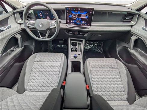 New 2025 Volkswagen Tiguan S image 3