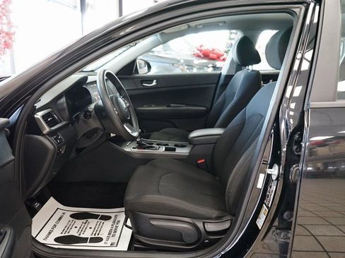 Used 2020 Kia Optima LX image 24