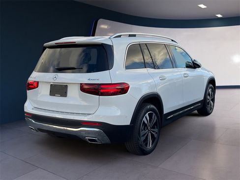 New 2026 Mercedes-Benz GLB 250 4MATIC image 3