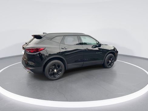 Certified 2023 Chevrolet Blazer LT w/ Convenience Package image 9