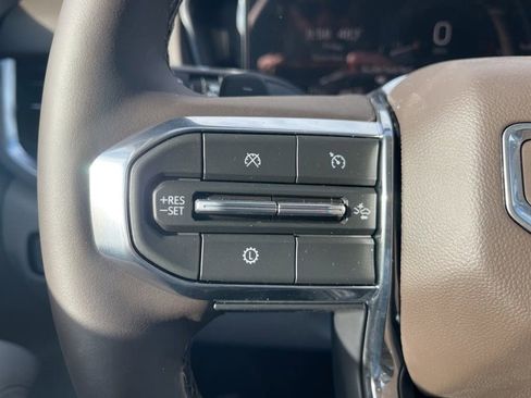 New 2026 GMC Terrain Denali w/ LPO, Black Badging Package image 17