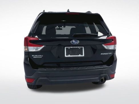 Used 2019 Subaru Forester Limited image 22