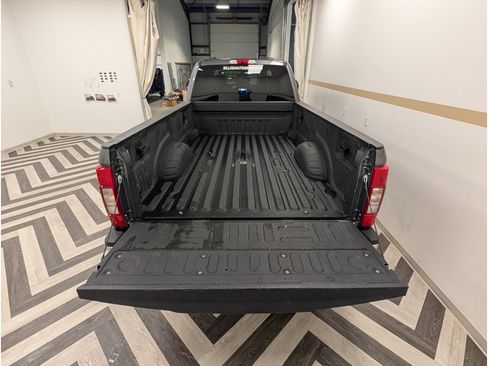 Used 2022 Ford F250 XLT w/ XLT Value Package AWD/4WD image 23