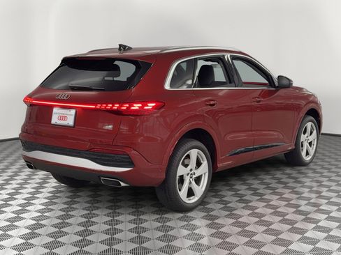 Used 2025 Audi Q5 Premium Plus AWD/4WD image 9