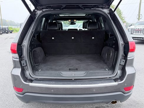 Used 2020 Jeep Grand Cherokee Limited w/ Luxury Group II RWD image 9