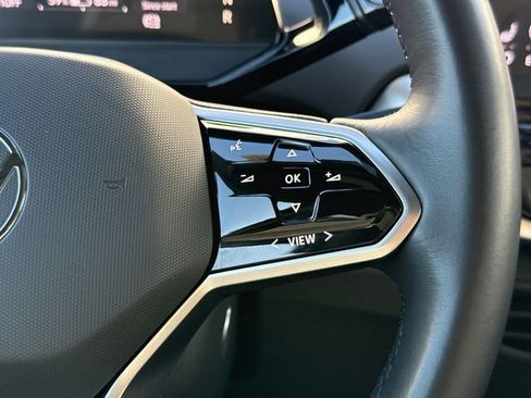 Certified 2022 Volkswagen ID.4 Pro S w/ Gradient Package image 38