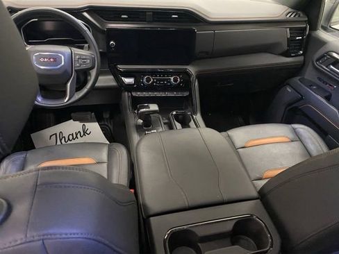 Used 2024 GMC Sierra 1500 AT4 w/ AT4 Preferred Package image 13