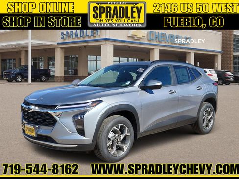 Used 2026 Chevrolet Trax LT w/ LT Convenience Package FWD image 1