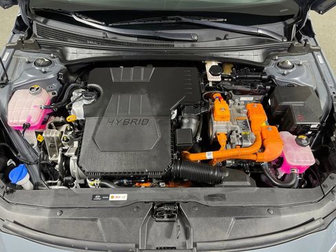 Certified 2023 Hyundai Elantra Limited image 10