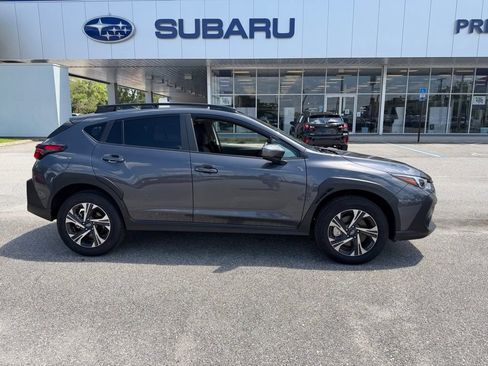 Used 2026 Subaru Crosstrek 2.5i Premium AWD/4WD image 2