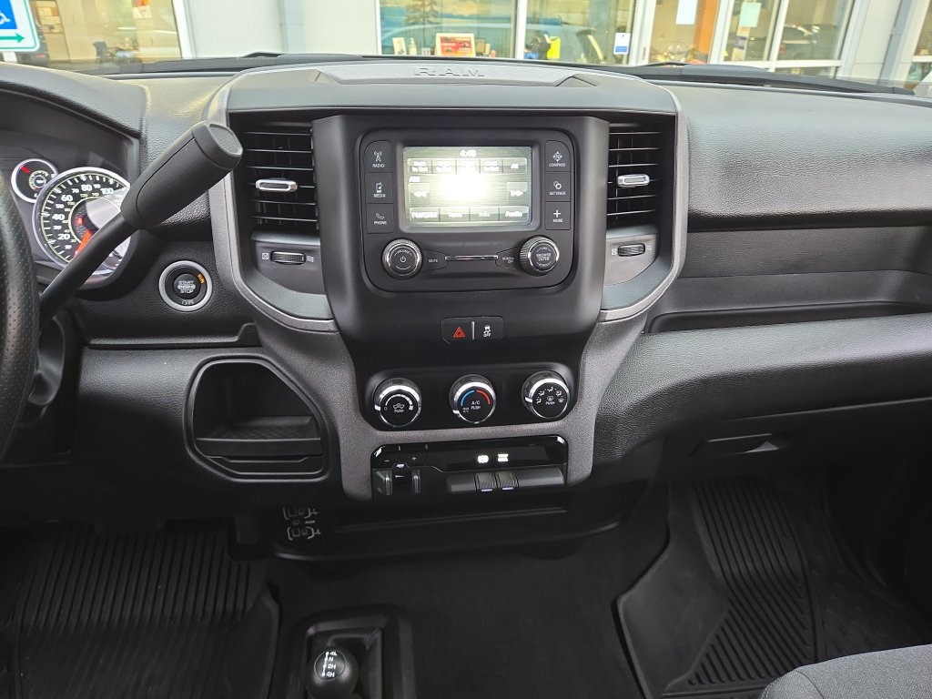 Used 2024 RAM 2500 Tradesman w/ Chrome Appearance Group AWD/4WD image 22