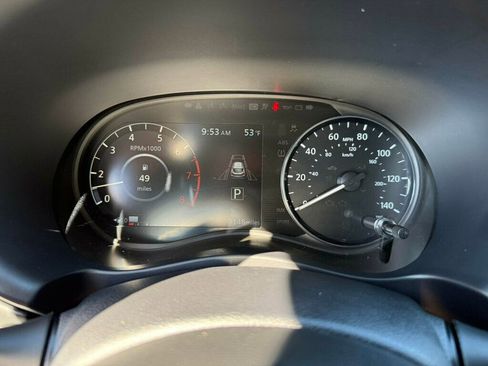 Used 2024 Nissan Kicks SR w/ SR Premium Package image 4