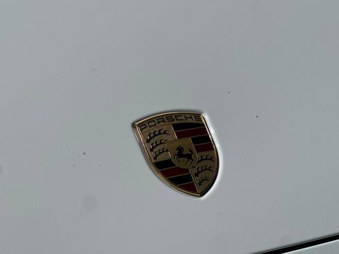 Used 2024 Porsche Cayenne AWD/4WD image 48
