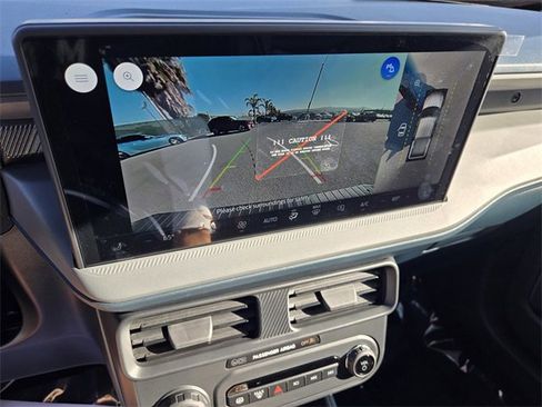 New 2025 Ford Maverick Lariat w/ Black Appearance Package image 10