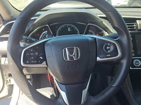 Used 2018 Honda Civic EX image 11