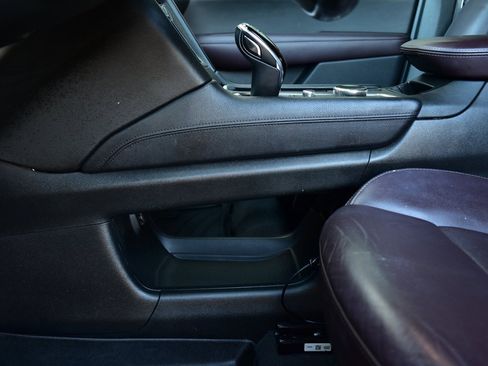 Used 2020 Cadillac XT6 Premium Luxury image 47