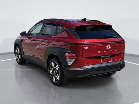 Used 2025 Hyundai Kona SEL FWD image 5