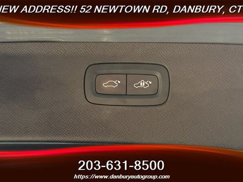 Used 2022 Volvo XC90 T8 Inscription Expression w/ Advanced Package AWD/4WD image 37