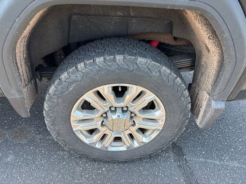 Certified 2021 GMC Sierra 2500 Denali w/ Denali Ultimate Package AWD/4WD image 2