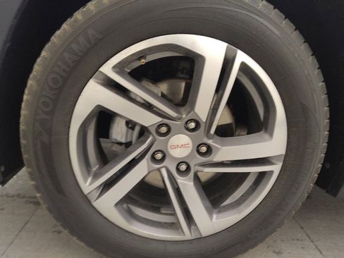 Used 2019 GMC Terrain SLT w/ Preferred Package image 31