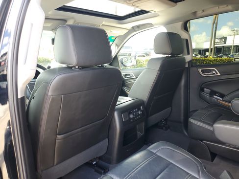 Used 2020 GMC Yukon Denali w/ Denali Ultimate Package image 17