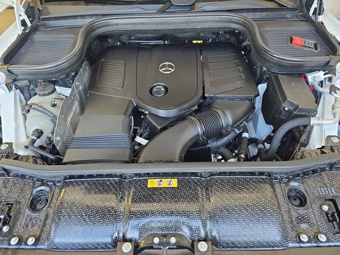 Certified 2025 Mercedes-Benz GLE 450e 4MATIC image 34
