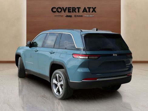 New 2026 Jeep Grand Cherokee Limited RWD image 3