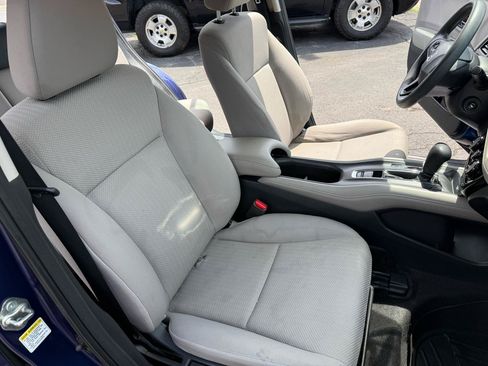 Used 2016 Honda HR-V LX image 23