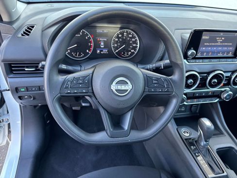 Used 2025 Nissan Sentra S FWD image 21