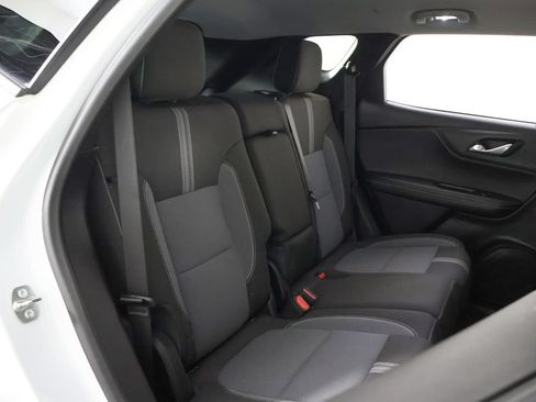 Used 2024 Chevrolet Blazer LT w/ Convenience Package FWD image 33