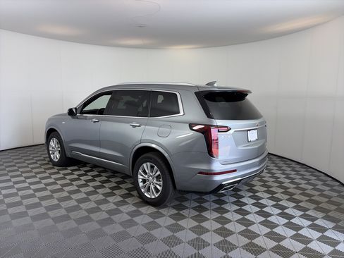 Certified 2024 Cadillac XT6 Luxury AWD/4WD image 9