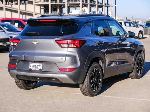Used 2021 Chevrolet TrailBlazer LT FWD image 4